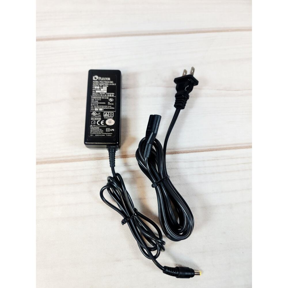 Plextor Universal API-8682 AC Adapter Input 100-240V 50-60Hz Output 9V 2A#